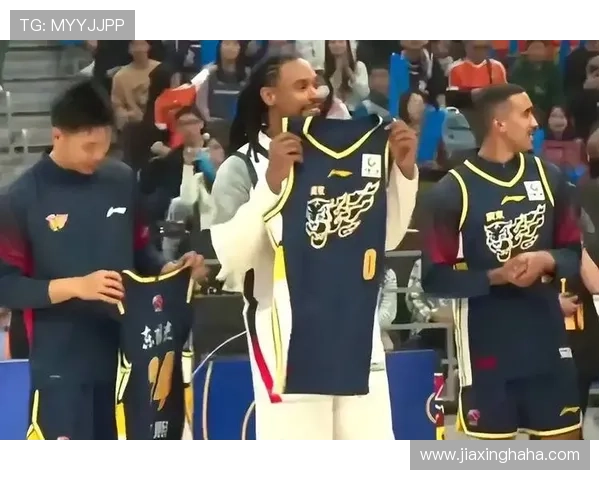 前福建外援路易斯金新赛季加盟新疆广汇男篮引发关注